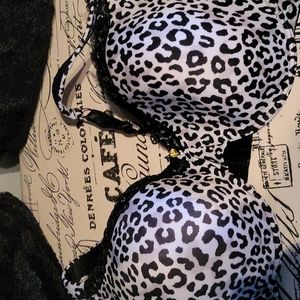 Underwire leopard bra